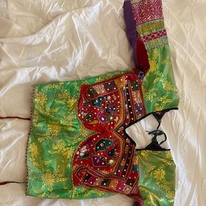 Handmad specialty top